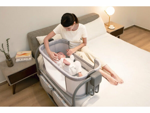 Mastela 4‑in‑1 Deluxe Multi‑Functional Bassinet