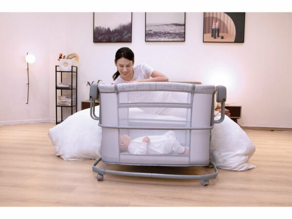 Mastela 4‑in‑1 Deluxe Multi‑Functional Bassinet