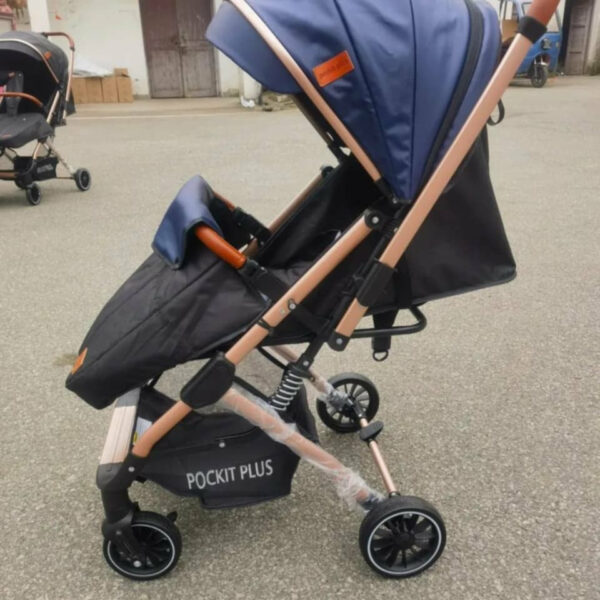 IMG_0367.jpg Lucid Pockit Plus stroller